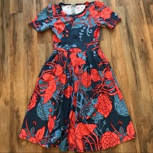 LuLaRoe Small Floral Amelia NWT